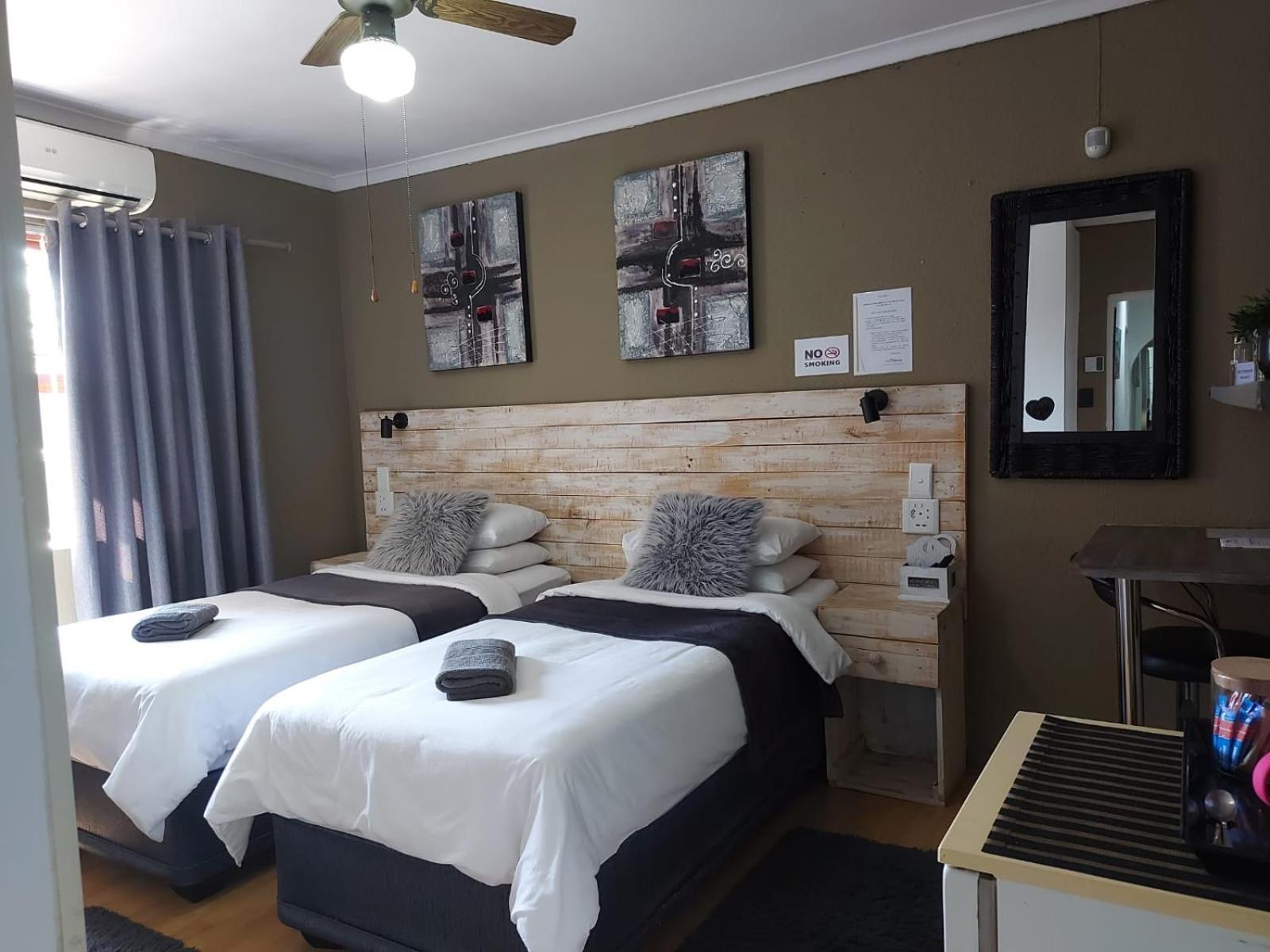 Villa Mariss Guesthouse Kraaifontein Exterior photo